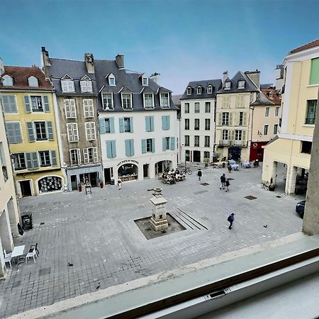 Wonderhost, Bois Et Pierre En Coeur De Ville Pau Eksteriør bilde